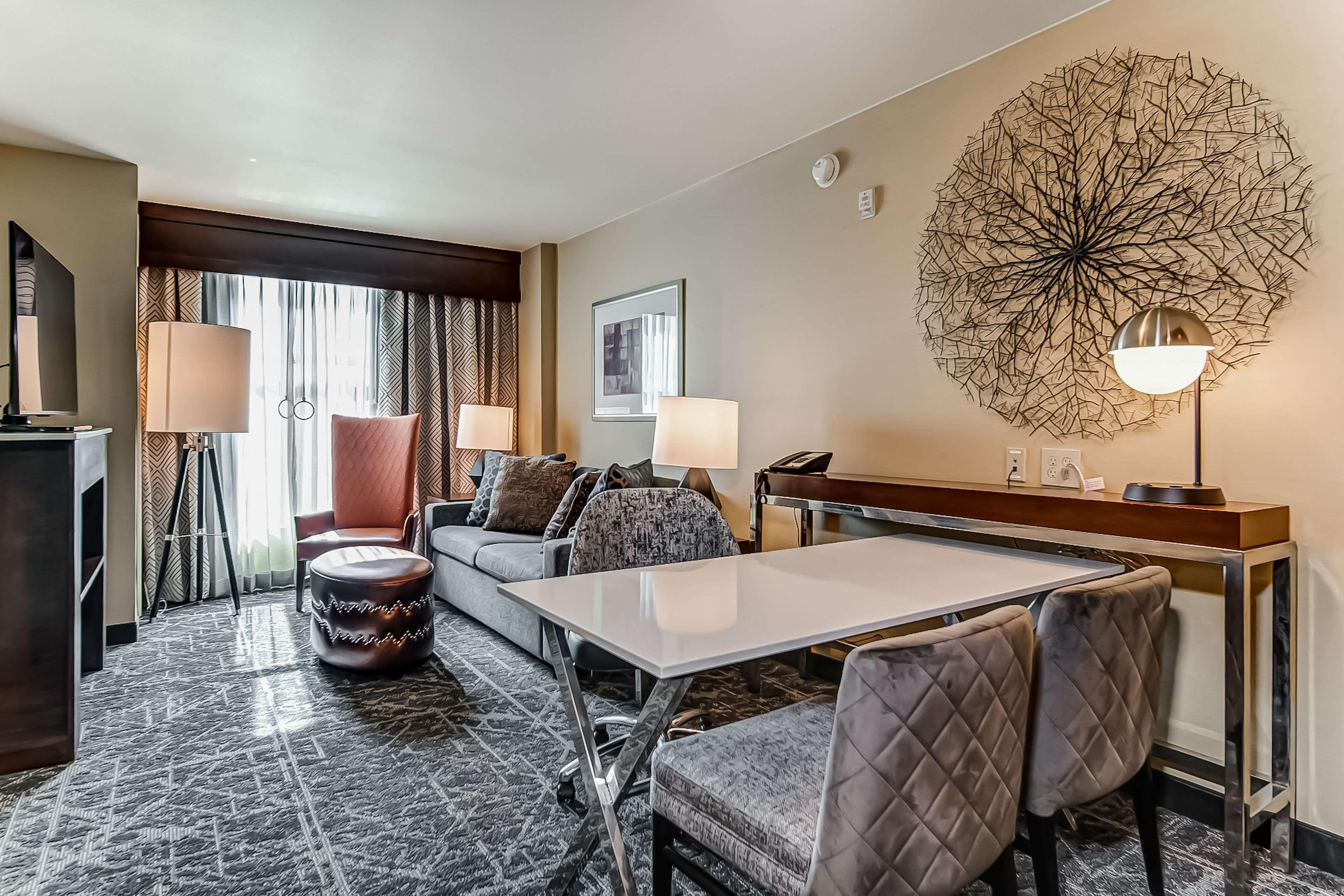 Embassy Suites Atlanta - Kennesaw Town Center Екстериор снимка