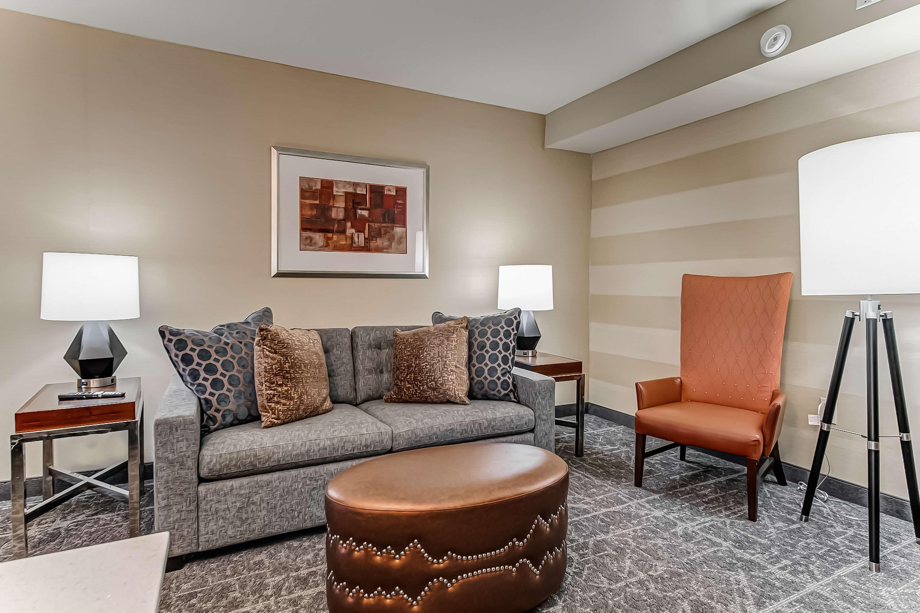 Embassy Suites Atlanta - Kennesaw Town Center Екстериор снимка