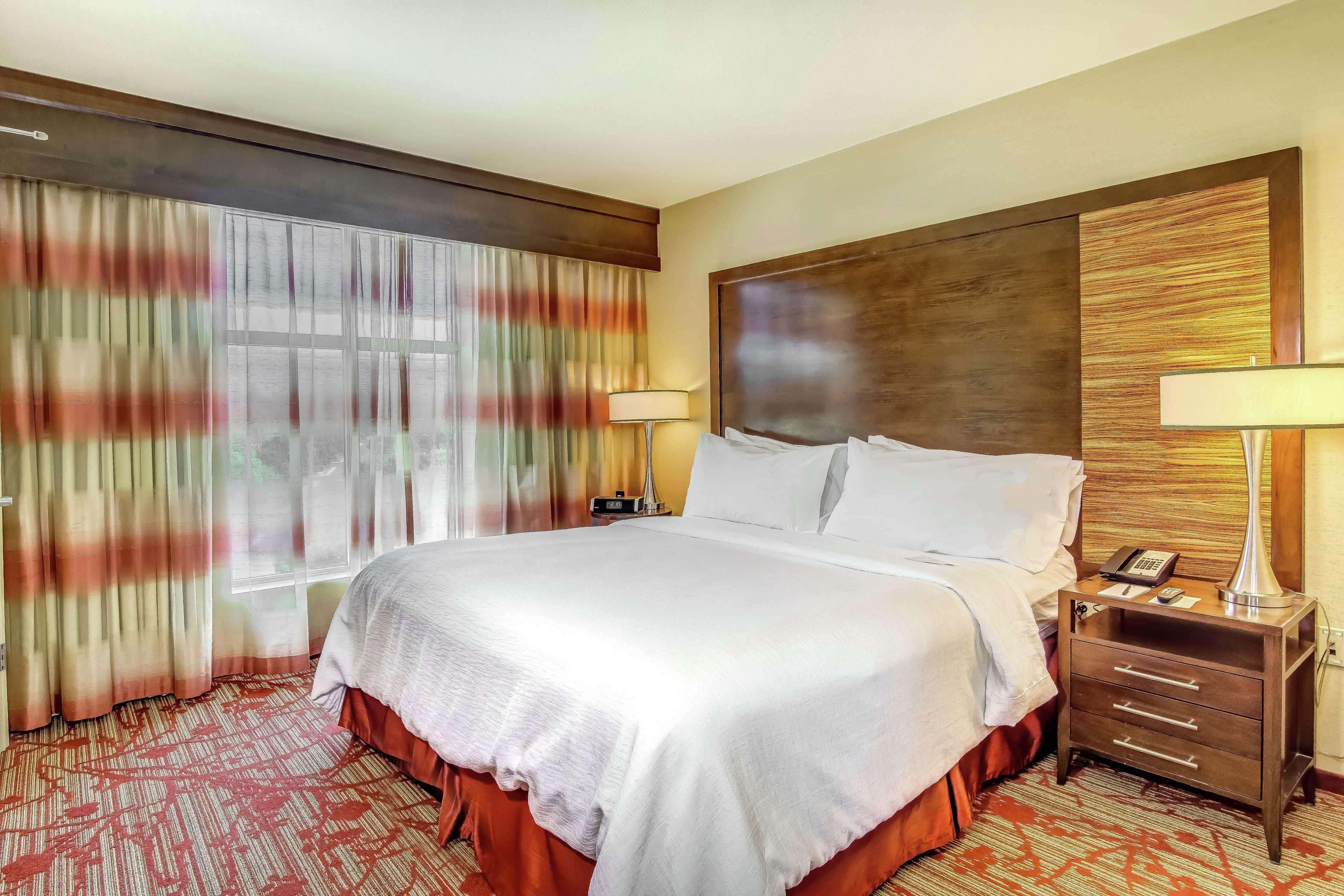 Embassy Suites Atlanta - Kennesaw Town Center Екстериор снимка