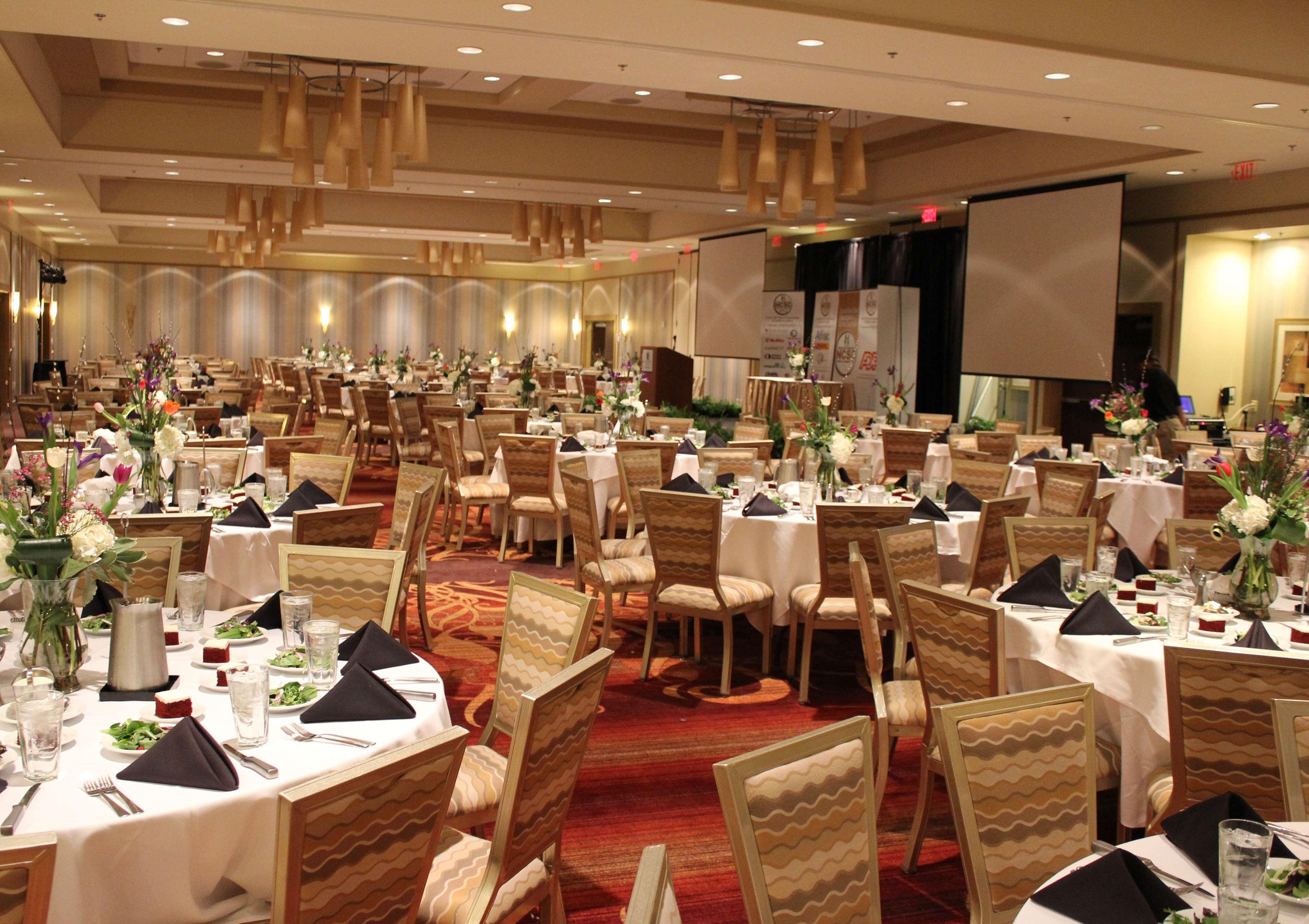 Embassy Suites Atlanta - Kennesaw Town Center Екстериор снимка