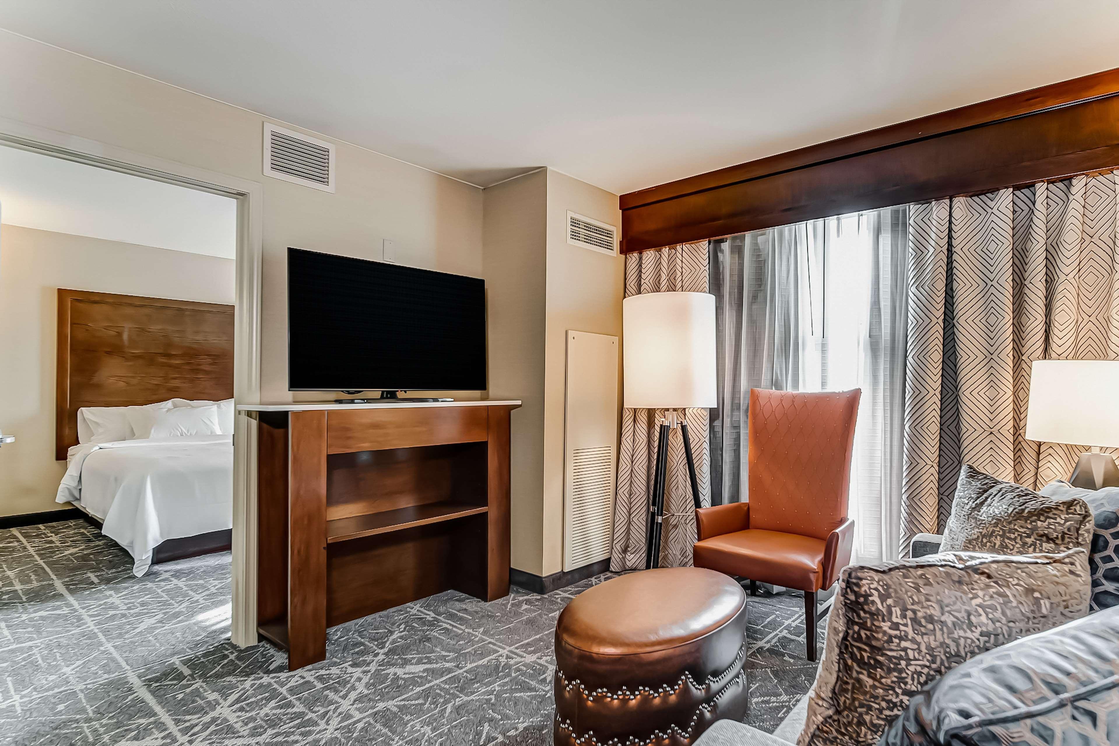Embassy Suites Atlanta - Kennesaw Town Center Екстериор снимка