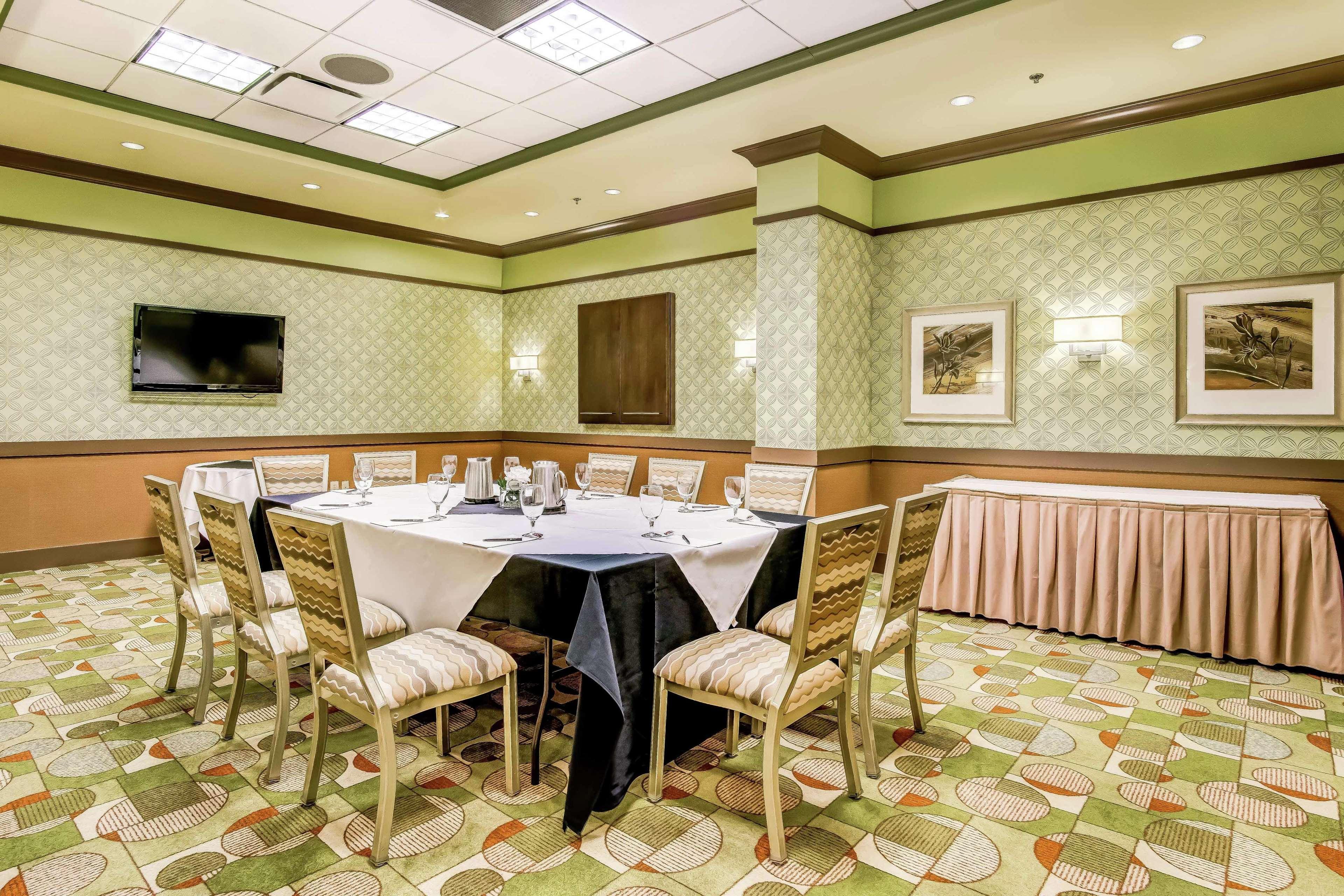 Embassy Suites Atlanta - Kennesaw Town Center Екстериор снимка